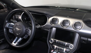 Ford Mustang 5,0 GT Fastback full