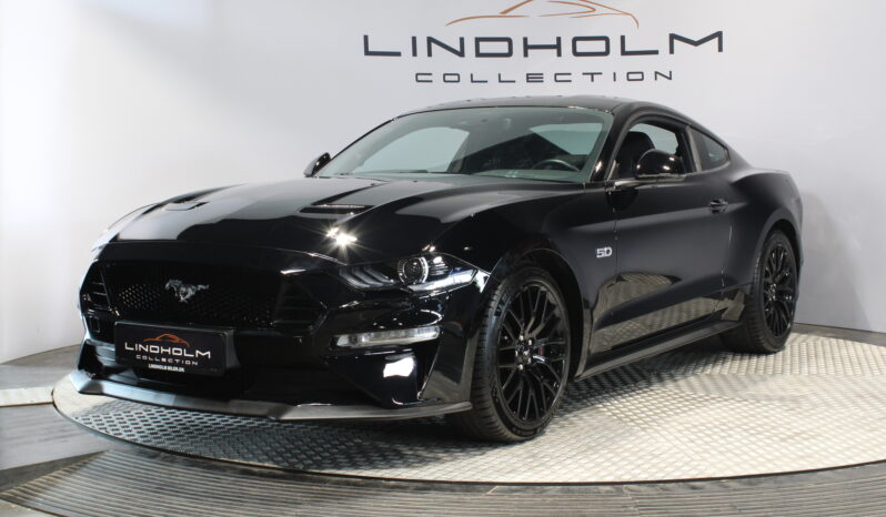 Ford Mustang 5,0 GT Fastback full