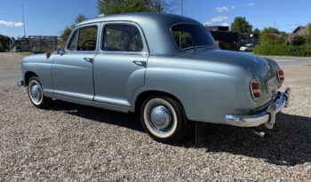 Mercedes-Benz 190 (type 201) 1,9L full