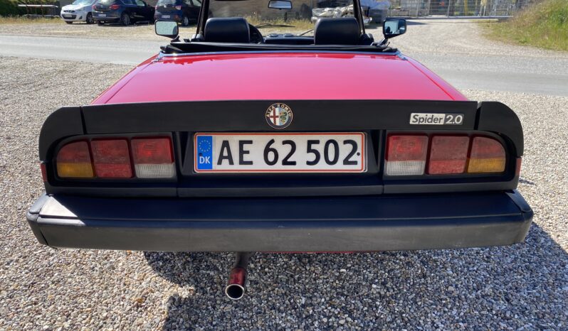 Alfa Romeo Spider 2,0L full