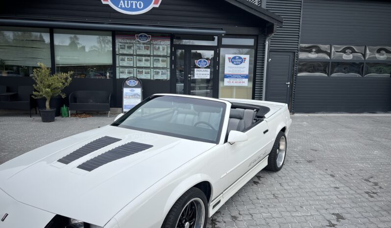 Chevrolet Camaro IROC-z full