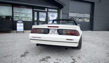 Chevrolet Camaro IROC-z full