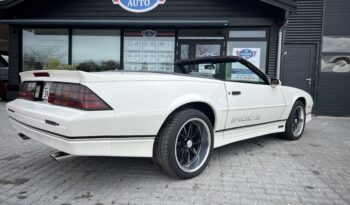 Chevrolet Camaro IROC-z full