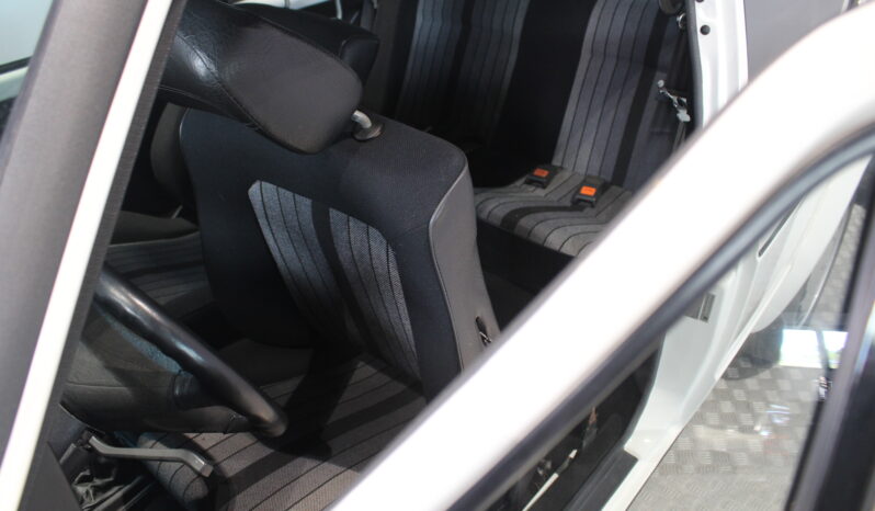 VW Golf GTI “Pirelli” full