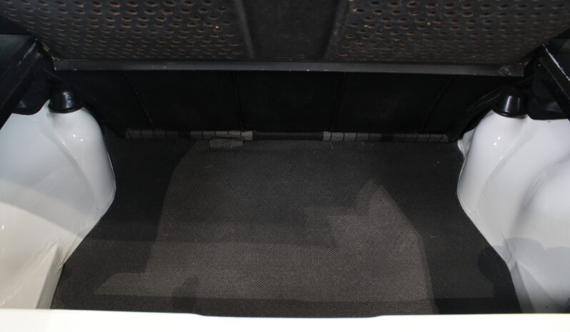 VW Golf GTI “Pirelli” full