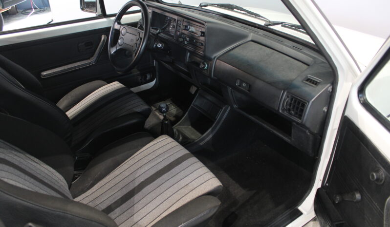 VW Golf GTI “Pirelli” full