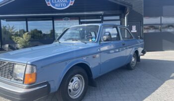 Volvo 200-Serie 242 full