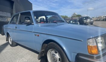 Volvo 200-Serie 242 full