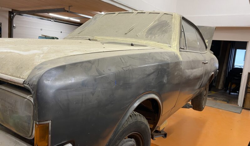 Opel Commodore 2,5 A Coupe full