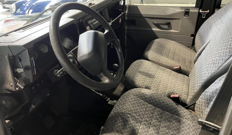 Land Rover Defender Defender 110“ 2,5 TDS 4×4 122 HK full