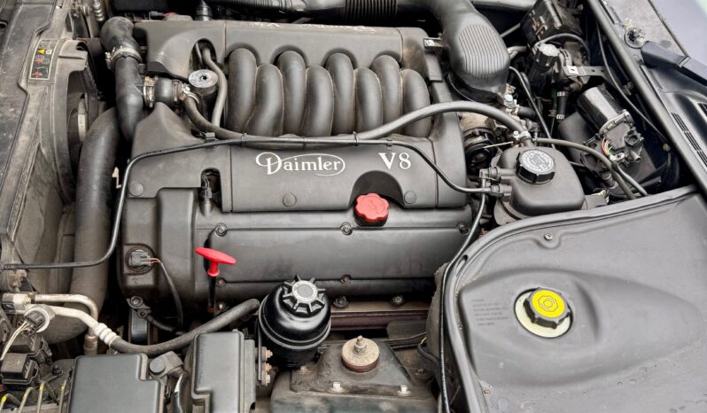 Daimler Øvrige V8 LWB aut. full