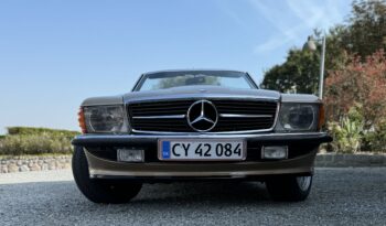 Mercedes-Benz SL-Klasse (R107) 500 full