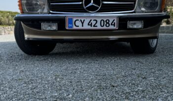 Mercedes-Benz SL-Klasse (R107) 500 full