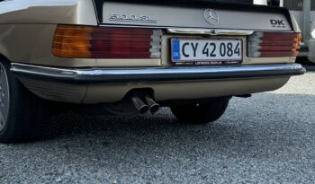 Mercedes-Benz SL-Klasse (R107) 500 full