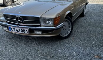 Mercedes-Benz SL-Klasse (R107) 500 full