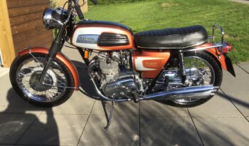 Triumph Trident full