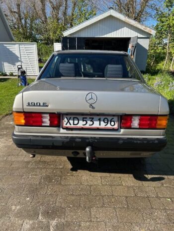 Mercedes-Benz 190 (W201) 190 full