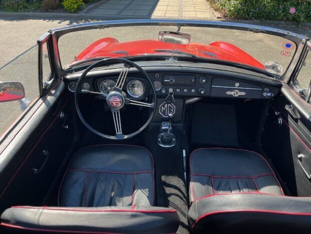 MG MGB 1 1,8 Cabriolet full