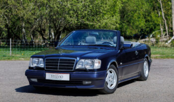 Mercedes-Benz E-Klasse (W124) E220 2,2 Cabriolet full