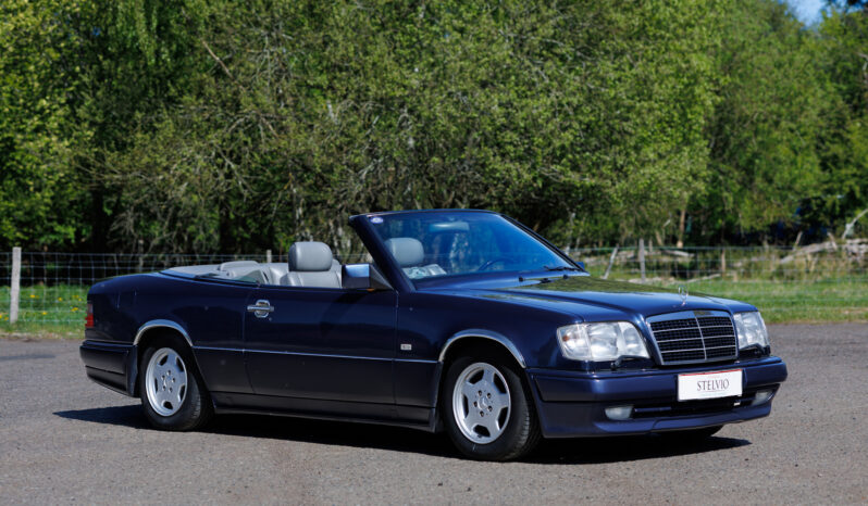 Mercedes-Benz E-Klasse (W124) E220 2,2 Cabriolet full