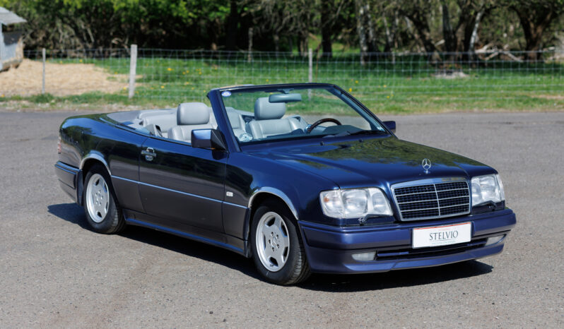 Mercedes-Benz E-Klasse (W124) E220 2,2 Cabriolet full