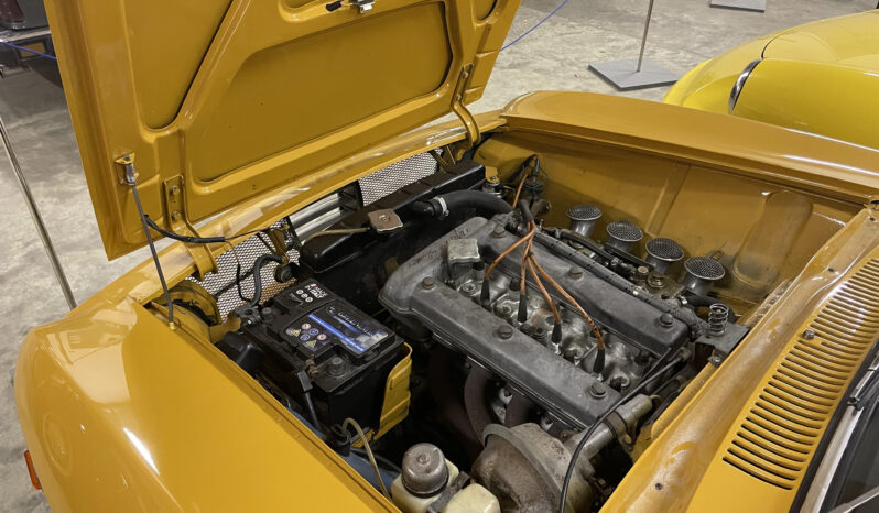 Alfa Romeo Giulia GT 1300 Junior full
