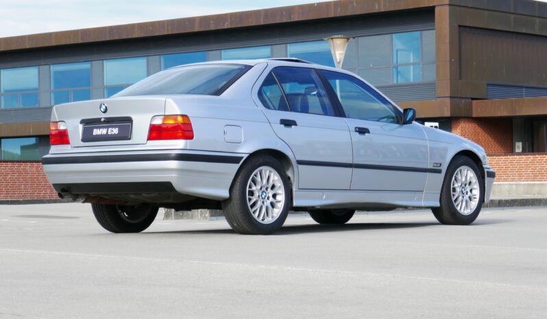 BMW 3-serie E36 316iA full