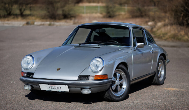 Porsche 911 2,4T Coupe full