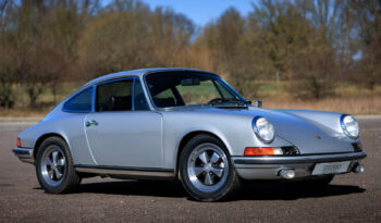 Porsche 911 2,4T Coupe full