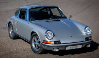 Porsche 911 2,4T Coupe full
