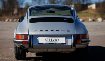 Porsche 911 2,4T Coupe full