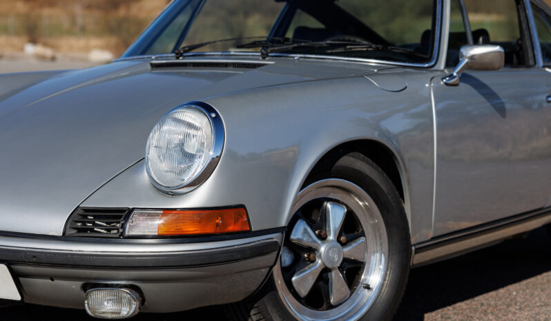 Porsche 911 2,4T Coupe full