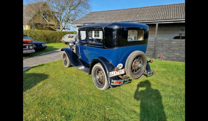 Ford A 2 door sedan full