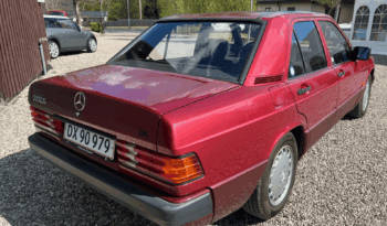 Mercedes-Benz E-Klasse (W124) 190 E 1,8 full