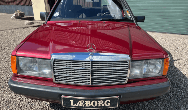Mercedes-Benz E-Klasse (W124) 190 E 1,8 full