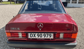 Mercedes-Benz E-Klasse (W124) 190 E 1,8 full