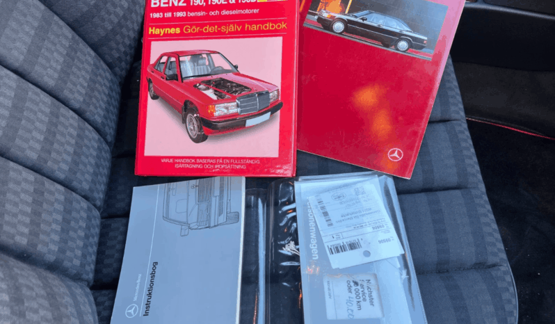 Mercedes-Benz E-Klasse (W124) 190 E 1,8 full