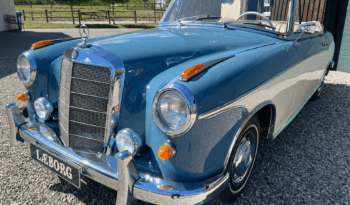 Mercedes-Benz 220 SE (W128) cabriolet full