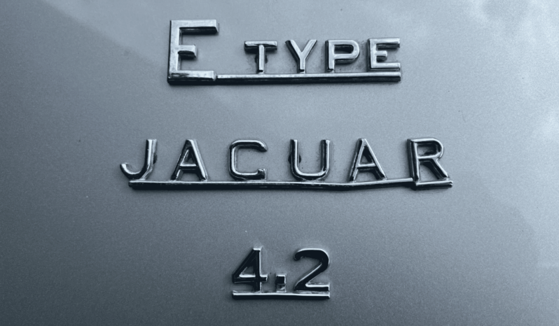 Jaguar E-Type 4,2 Roadster full
