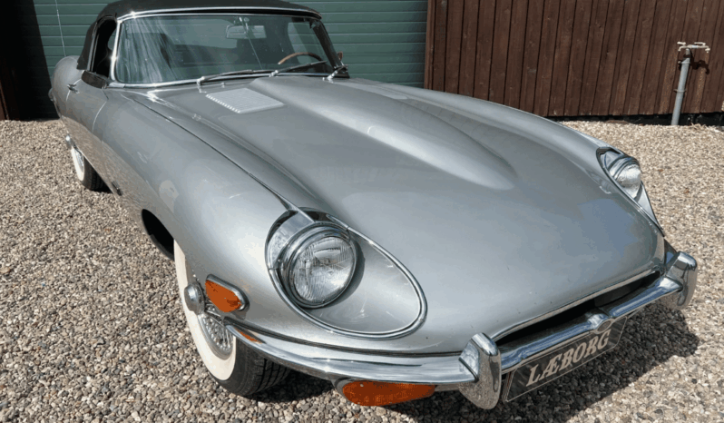 Jaguar E-Type 4,2 Roadster full