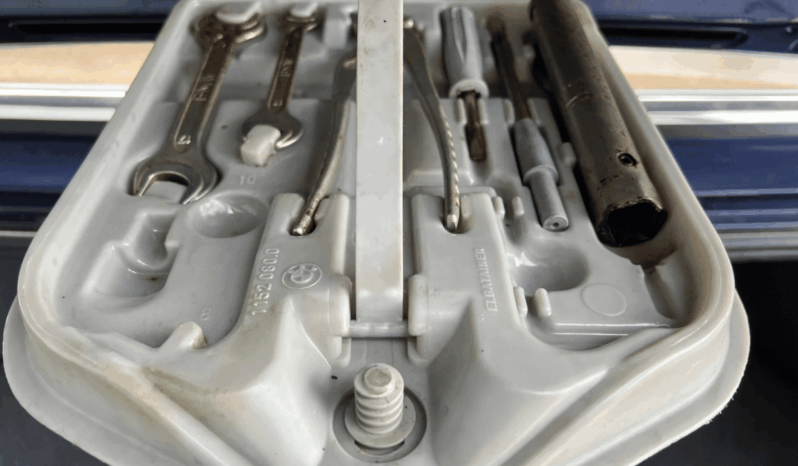 BMW 5-serie E28 528I 2,8 full