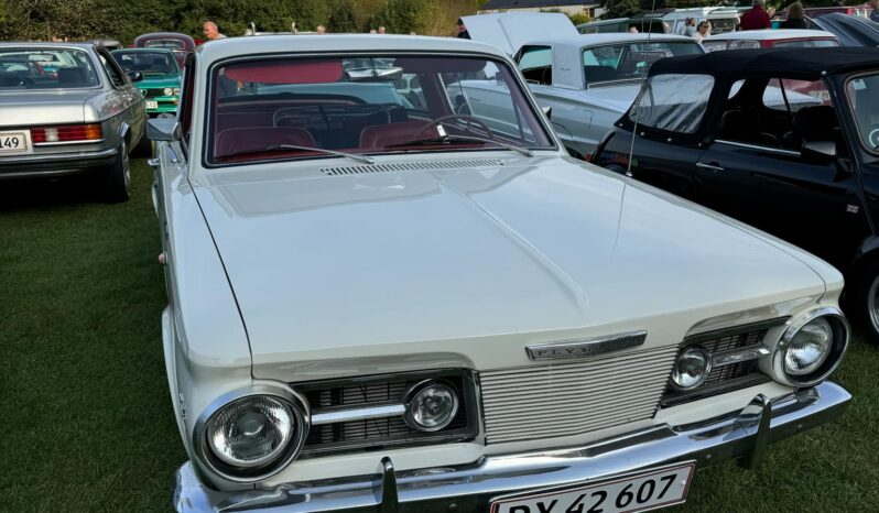 Plymouth Barracuda Valiant full