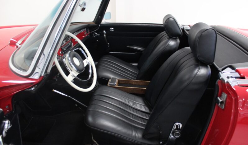 Mercedes-Benz SL (W113) 230 Pagode full