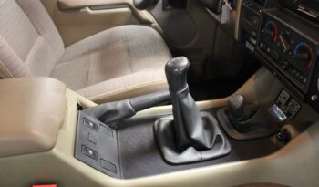 Land Rover Discovery 300 TDI Camel Trophy full