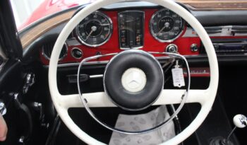 Mercedes-Benz SL (W113) 230 Pagode full