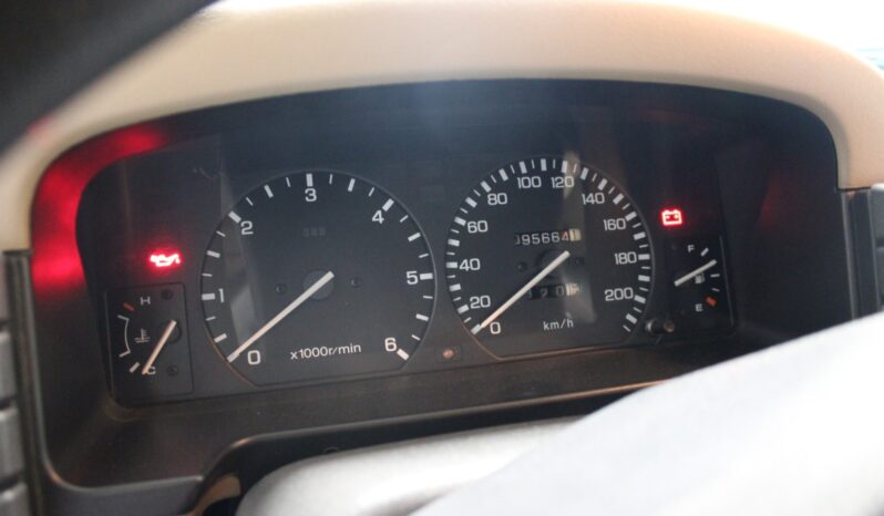 Land Rover Discovery 300 TDI Camel Trophy full