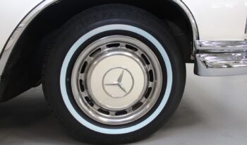 Mercedes-Benz 220 SE (W128) cabriolet full