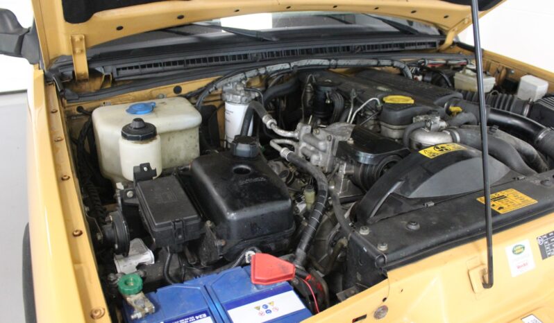 Land Rover Discovery 300 TDI Camel Trophy full