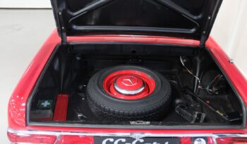 Mercedes-Benz SL (W113) 230 Pagode full