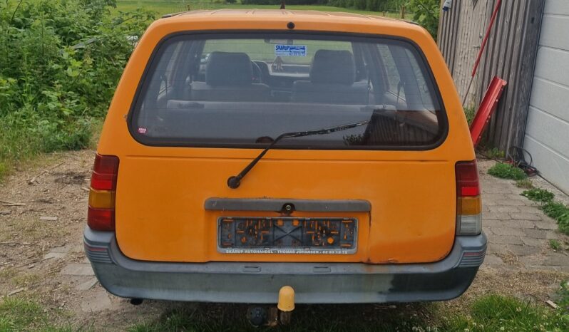 Opel Kadett Caravan full